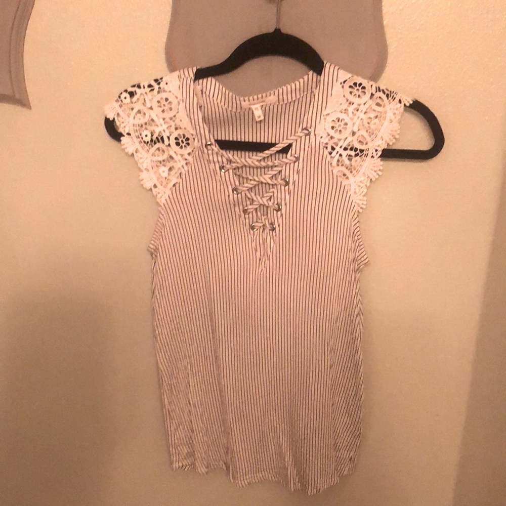 Black pinstripe cap sleeves size M